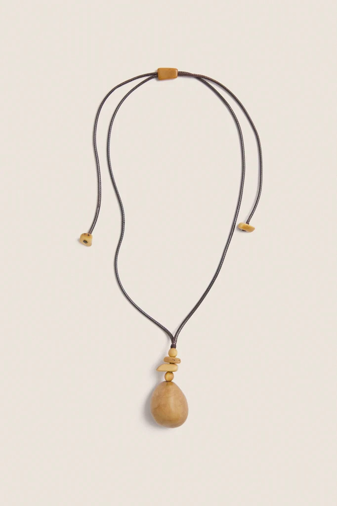 Honey Pendant Necklace | Tuckernuck (US)