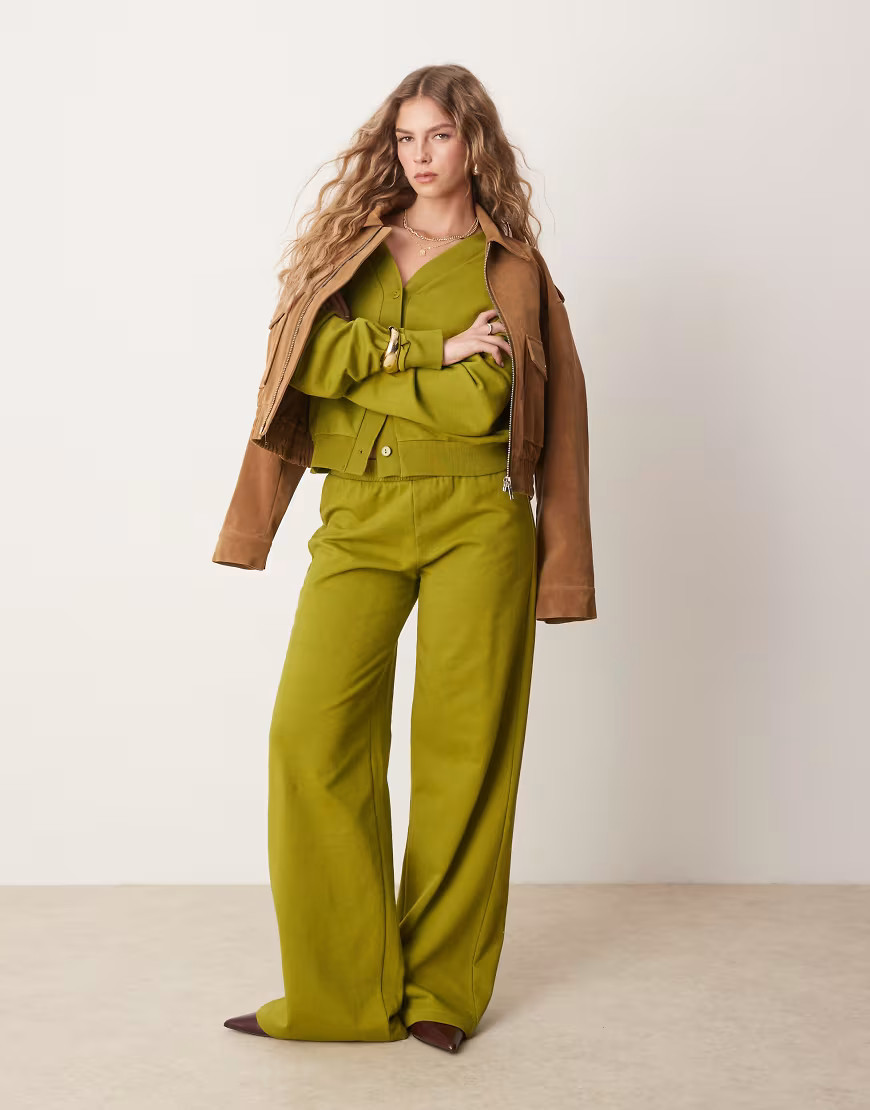 ASOS sweat wide leg jogger in olive-Green | ASOS (Global)