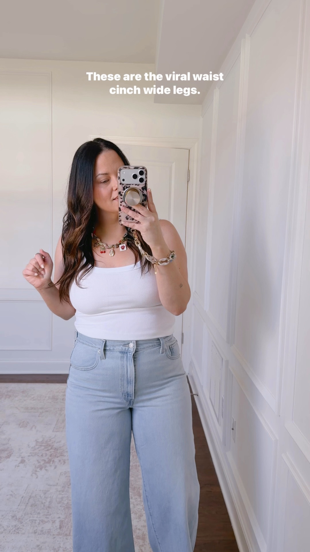 These are viral for a reason!! Love the fit of these cinch wide leg and these are perfect for girlies with a smaller waist! I’m wearing a size 32 @levis #LevisLTKpartner 

#LTKOver40 #LTKMidsize #LTKmomlife