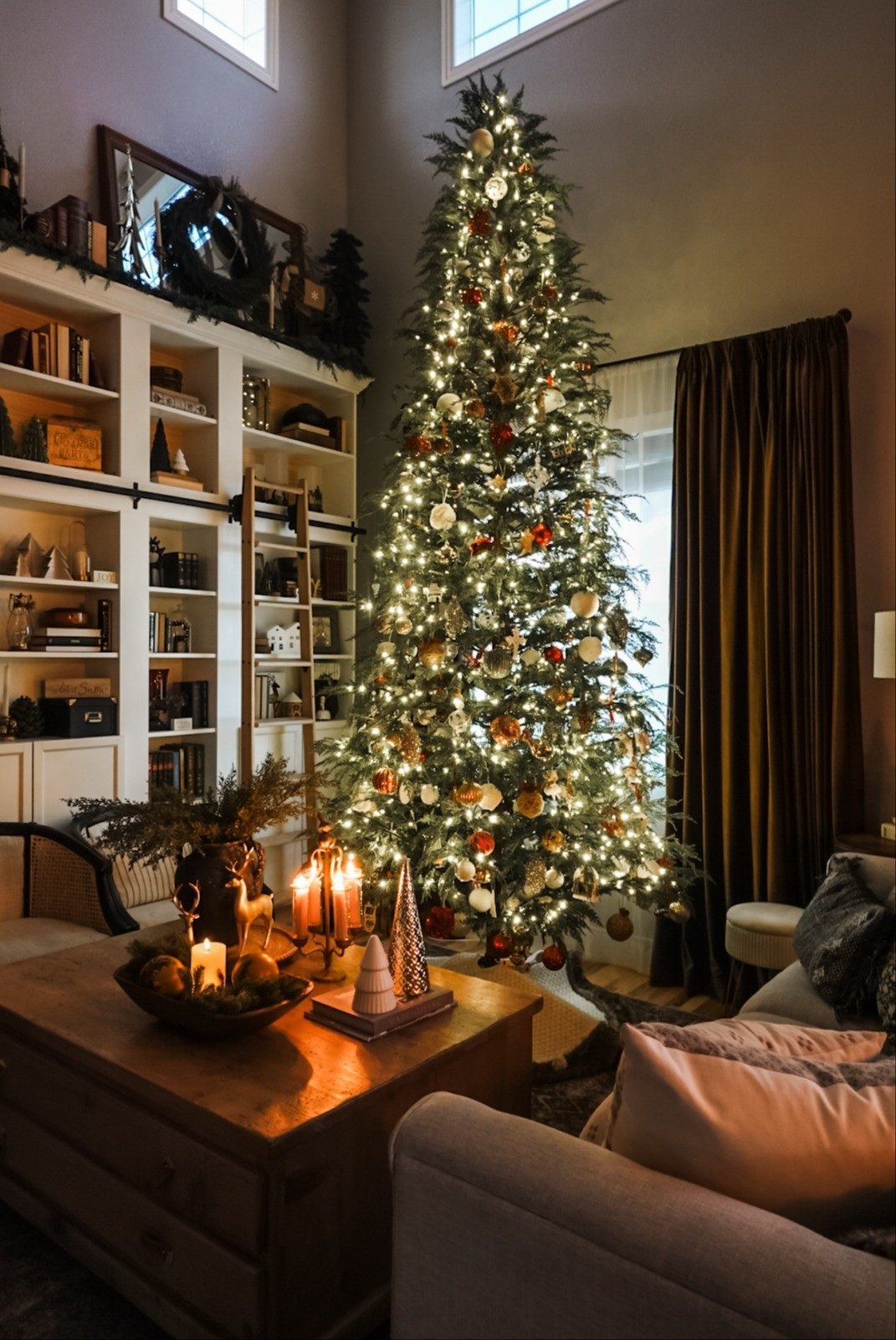 Obsessed with this tree 🎄

#LTKHoliday #LTKSeasonal #LTKHome