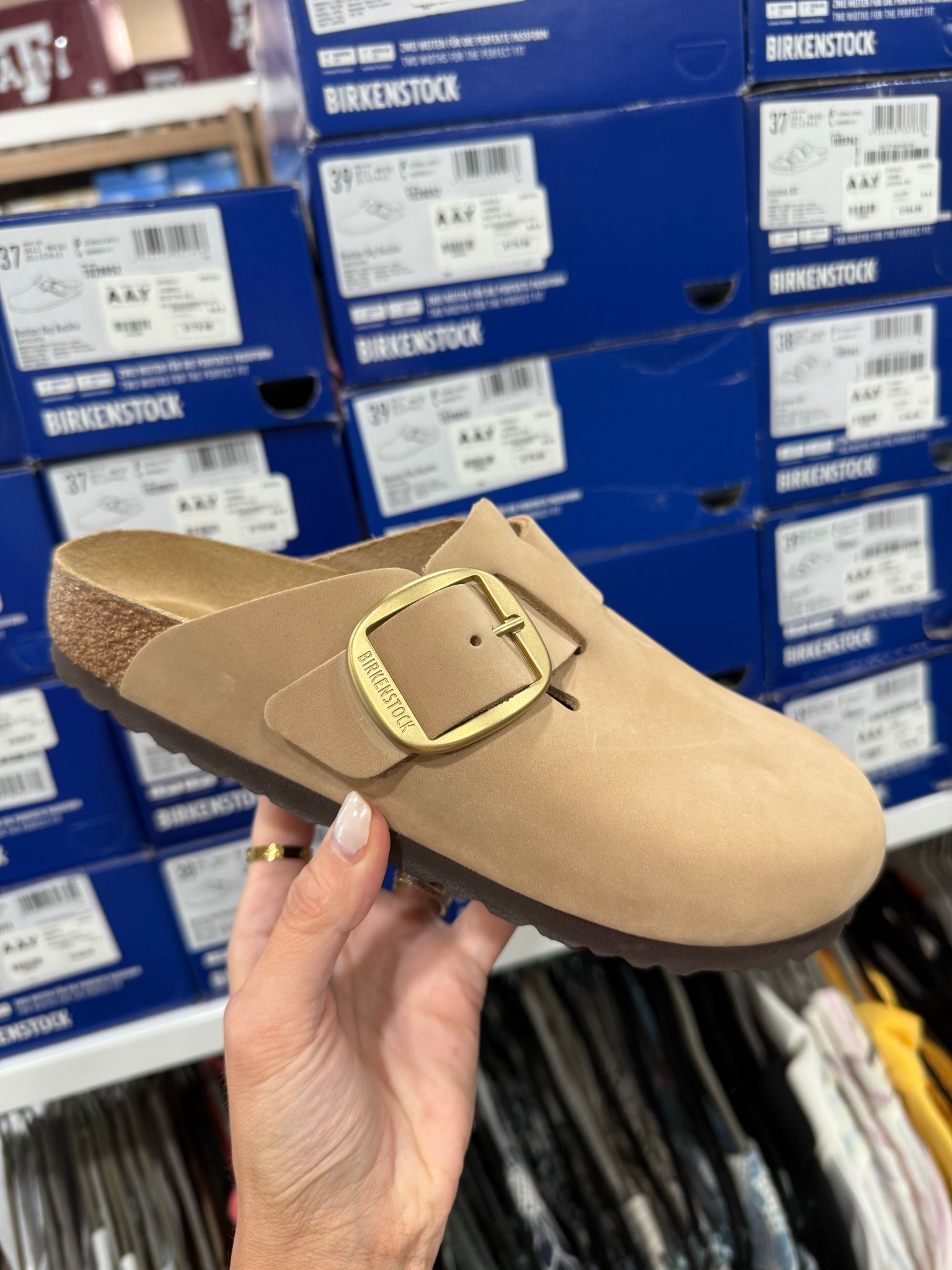 SO soft + comfy / new gold buckle Birkenstocks 

#LTKWorkwear #LTKShoeCrush #LTKSeasonal