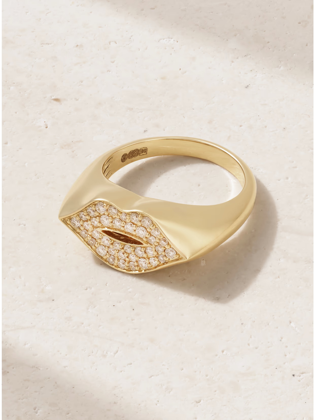 Sydney Evan - Lips 14-karat Gold Diamond Signet Ring - 4 | NET-A-PORTER (US)