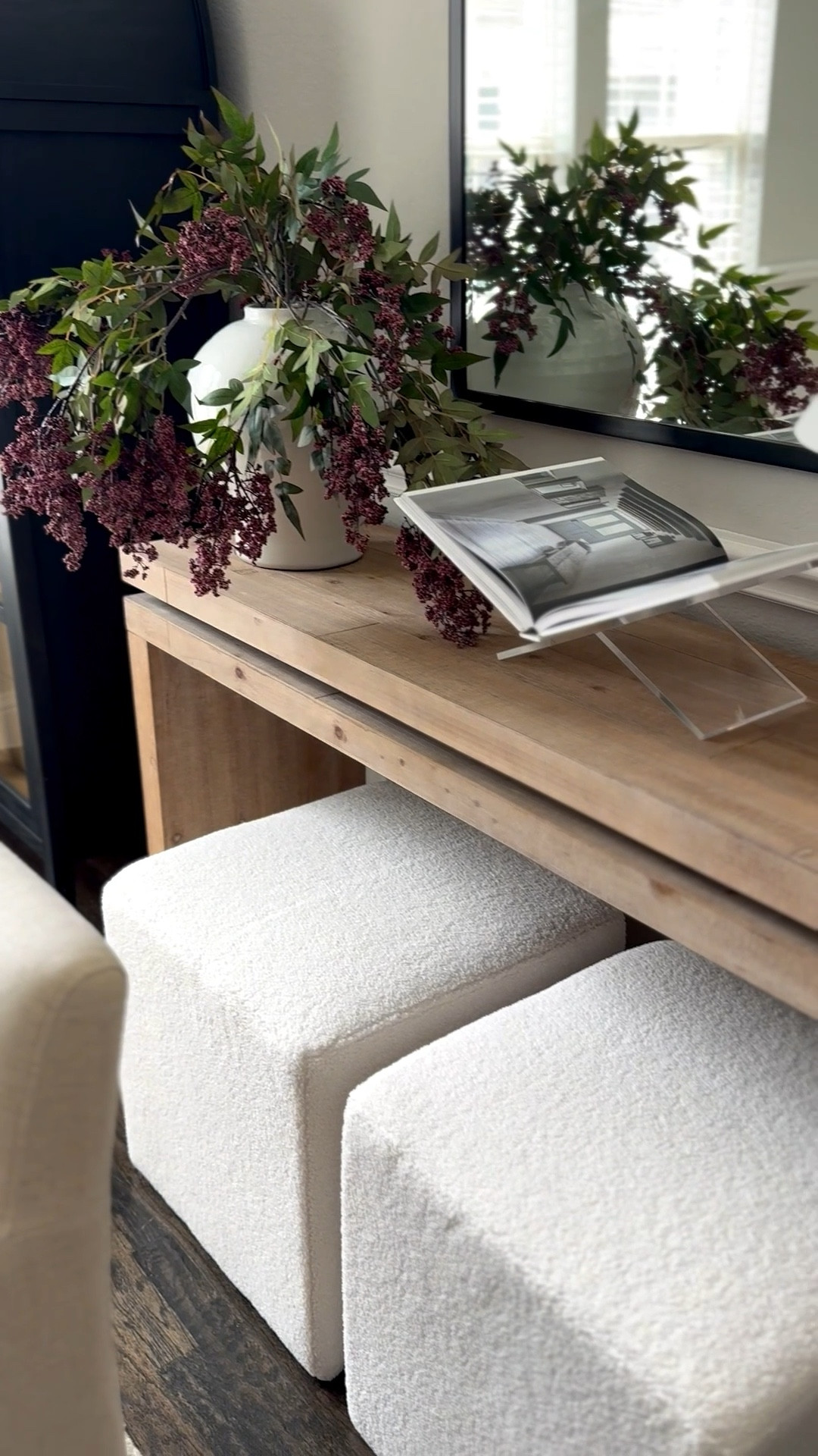 Dining room simple console table decor

Fall decor
Home decor
Amazon
Target 

#LTKFindsUnder50 #LTKHome #LTKFindsUnder100