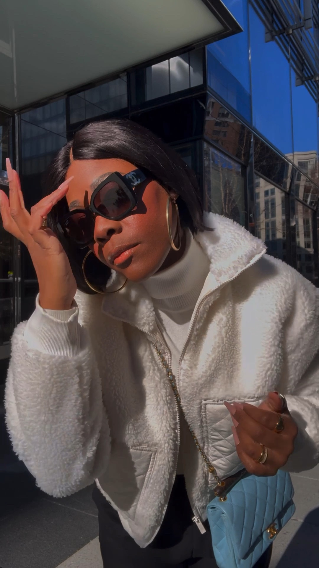 A quick OOTD , comfy chic mom outfit . Obsessed with my Alo teddy 

#LTKmomlife #LTKootd #LTKdayinmylife