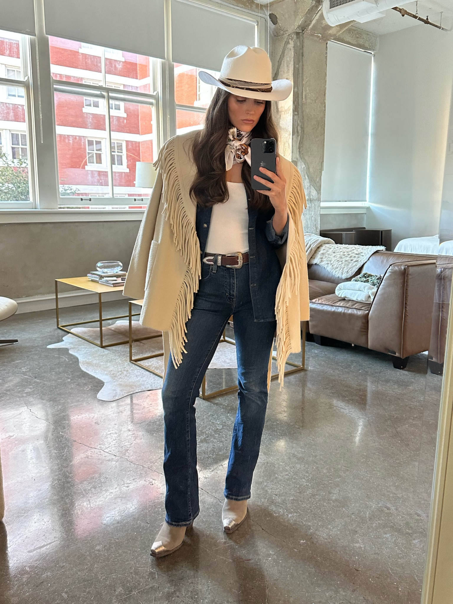 My exact jacket is sold out now and no longer online but here are some similar options 🥹🤍✨

#LTKPetite #LTKStyleTip #LTKMostLoved