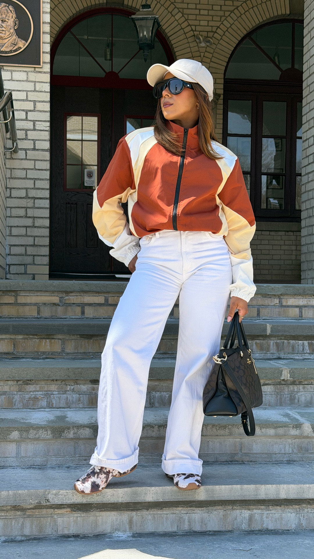 Outfit Check. Amazon Trending Jacket 

I love this outfit for spring; it’s a *must-have* because it makes you feel comfortable, and this jacket is lightweight and very stylish. Can you believe it’s for men? But you can wear it too, and no one would even realize it’s a men’s jacket!

Links on my Bio LTK shop!

I am wearing sizes Medium for references if you want a oversized style

#fashionstyle #amazonfashionfinds #fashionblogger #womenoutfits #sportychic
