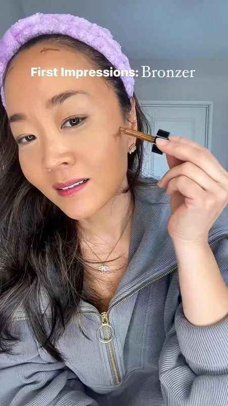 This liquid bronzer is a 10/10! I’m using the darkest shade here. Amazing drugstore brand blending brush, too!

Makeup, beautyy

#LTKVideo #LTKover40 #LTKbeauty