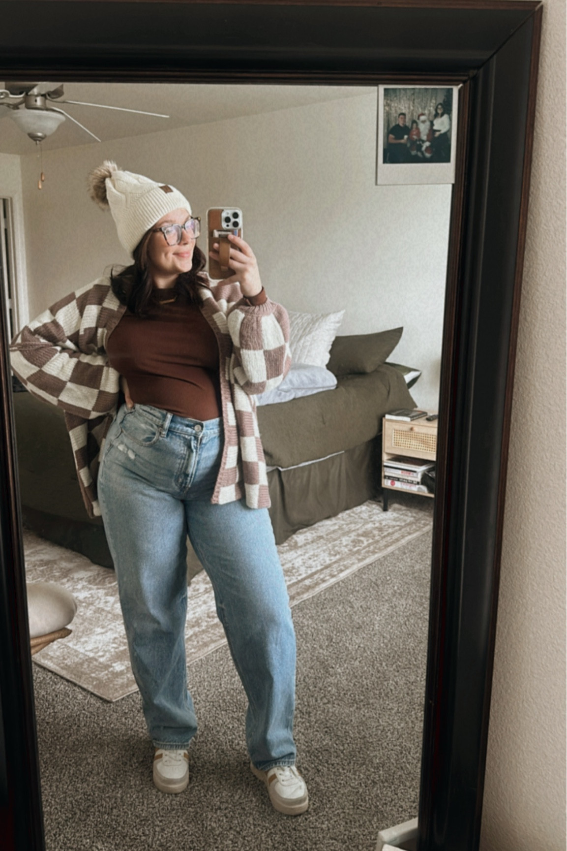 Comfy bump friendly OOTD 

#ootd #bumpfriendly #americaneagle #gola #cardigan #threebirdnest 

#LTKShoeCrush #LTKBump #LTKSeasonal