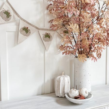 Fall decor inspo 🍁
Ideas for a welcoming fall entryway table 🍁

#LTKhome #LTKunder100 #LTKSeasonal