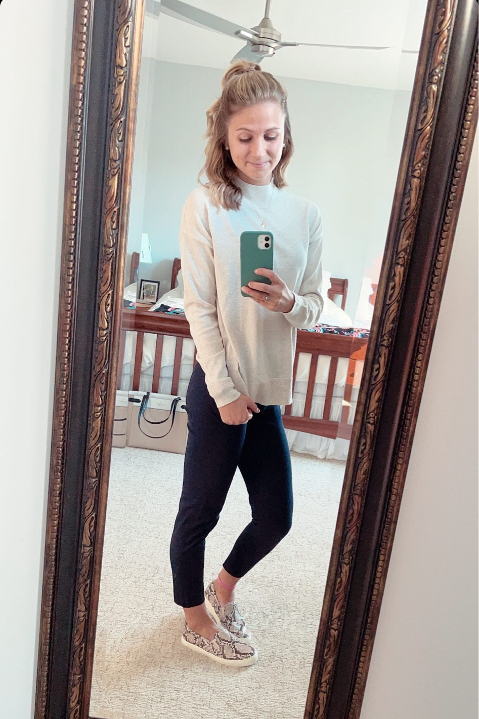 Top is XS, bottoms are a petite 00

#LTKworkwear