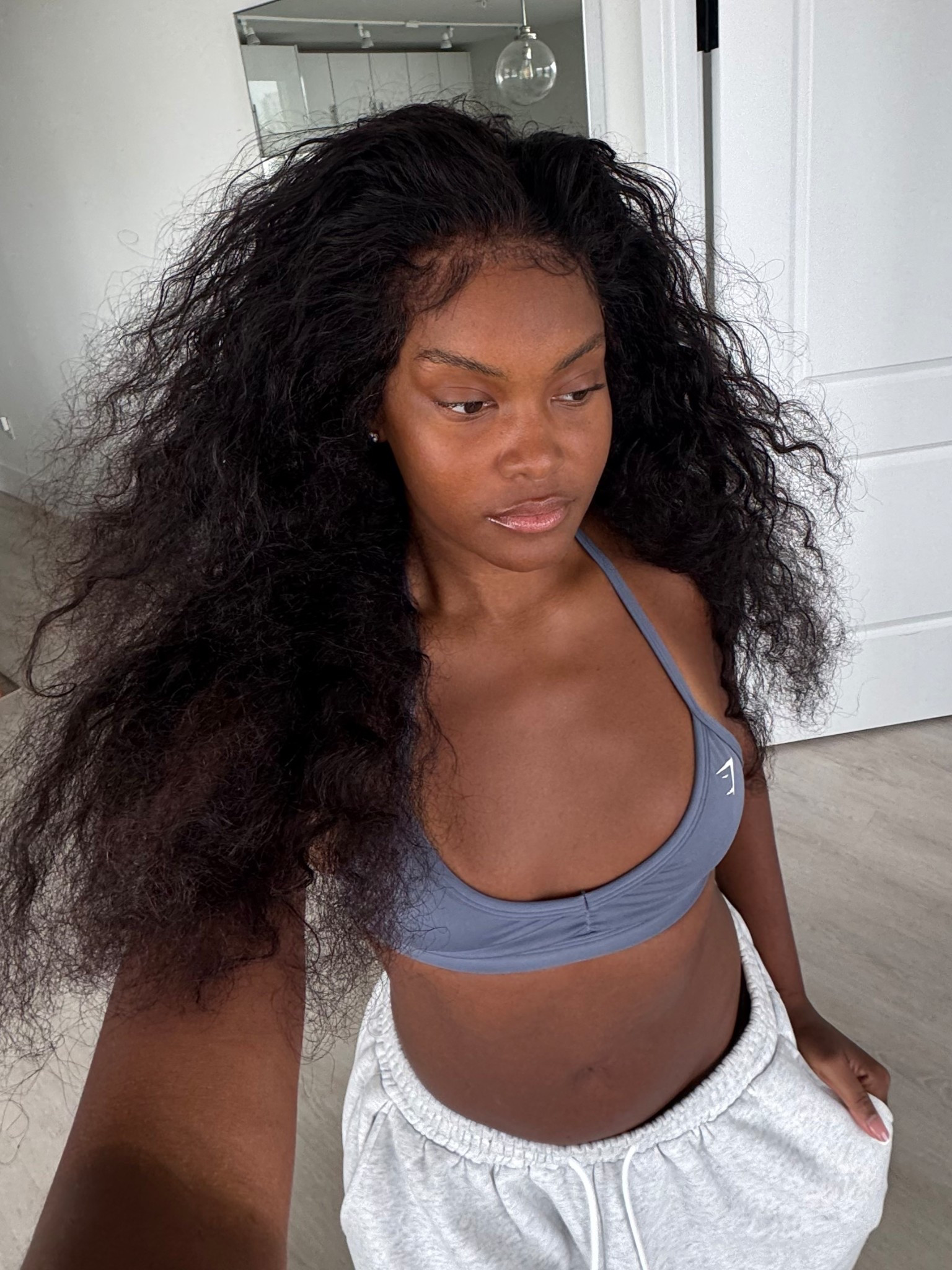 This curly unity is one that you can just slap on with no prep! 
Comes pre bleached and pre plucked 😍😍 never experienced such a thing— no lies told
AND NEXT DAY SHIPPING, you’re welcome