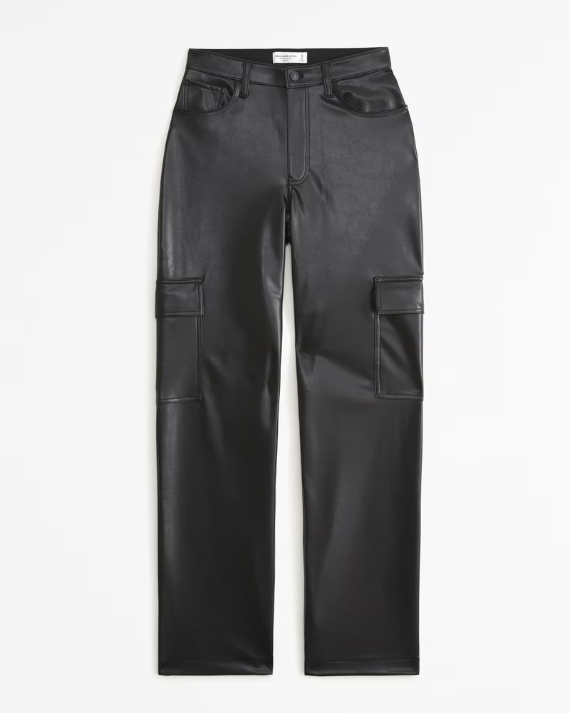 Women's Curve Love Vegan Leather Cargo 90s Relaxed Pant | Women's Bottoms | Abercrombie.com | Abercrombie & Fitch (US)