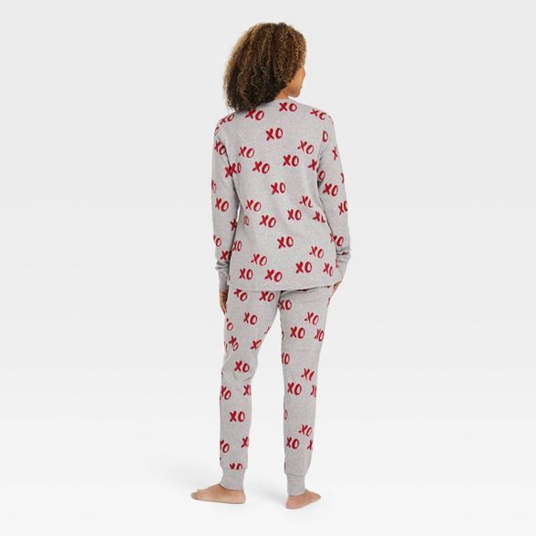 Women's Valentine's Day XOXO Print Matching Family Pajama Set - Gray | Target