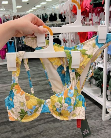 Target floral swimsuit 🌼💙

#LTKSwim #LTKStyleTip #LTKFindsUnder100