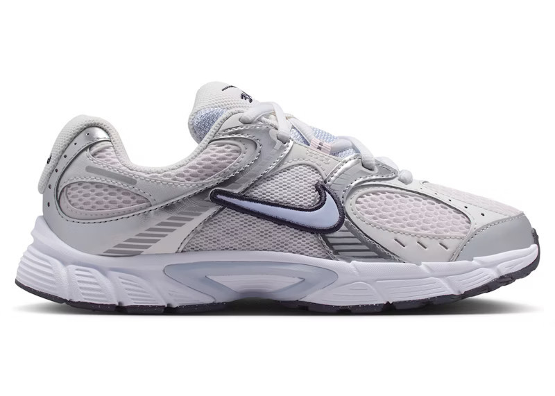 Nike V5 RNR Sneakers in Light Violet/Metallic Silver/Cave Purple | StockX