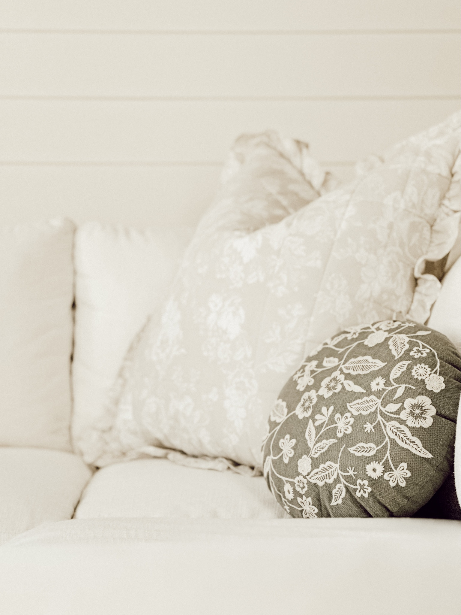 I love the shape, color, and embroidery on this pillow.

#LTKHome #LTKFindsUnder50 #LTKStyleTip