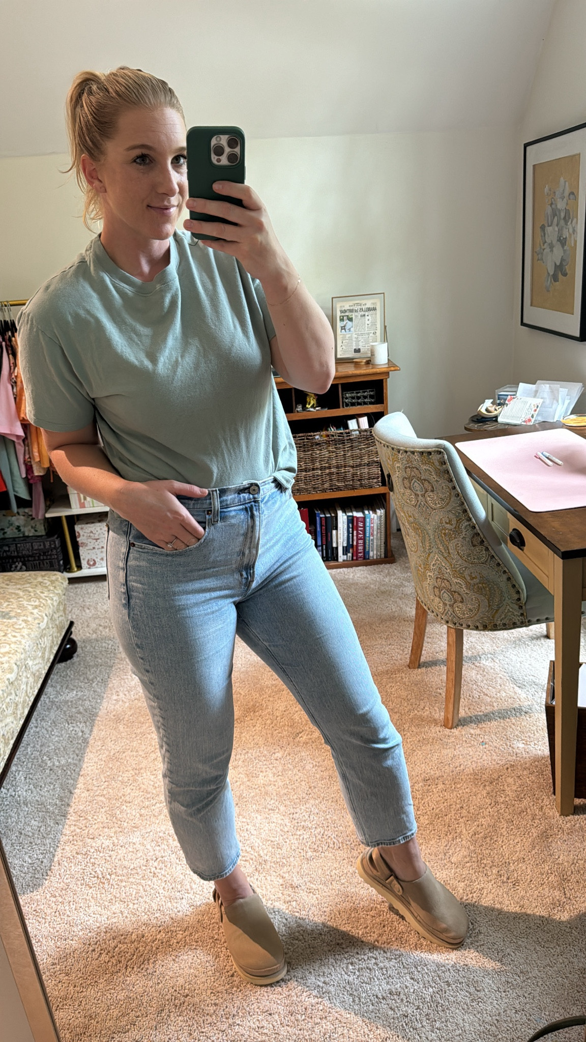 Today’s drop off look and OOTD! I just got these new uggs in and I absolutely love them! 

OOTD / drop off look / pick up look / drop off outfit / casual outfit 

#LTKStyleTip #LTKFamily