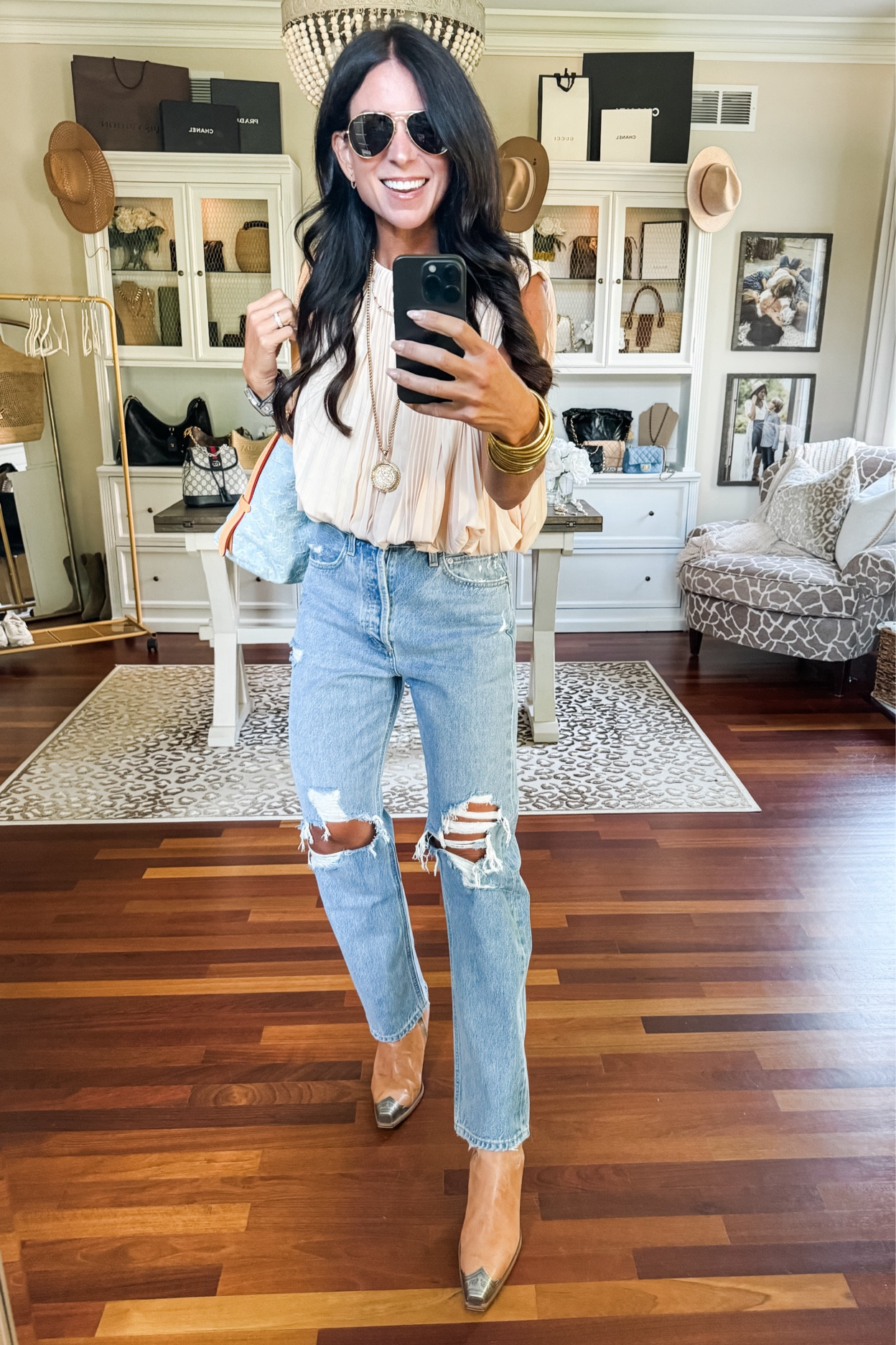 Small top
25 denim
(Size down)
Size up 1/2 in boots


#LTKSeasonal #LTKFindsUnder100 #LTKStyleTip