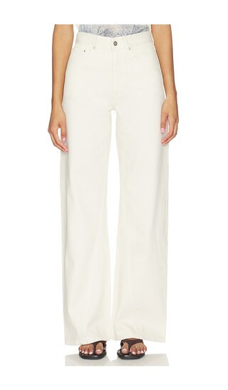 ANINE BING Brie Jeans in Cream. - size 25 | Revolve Clothing (Global)