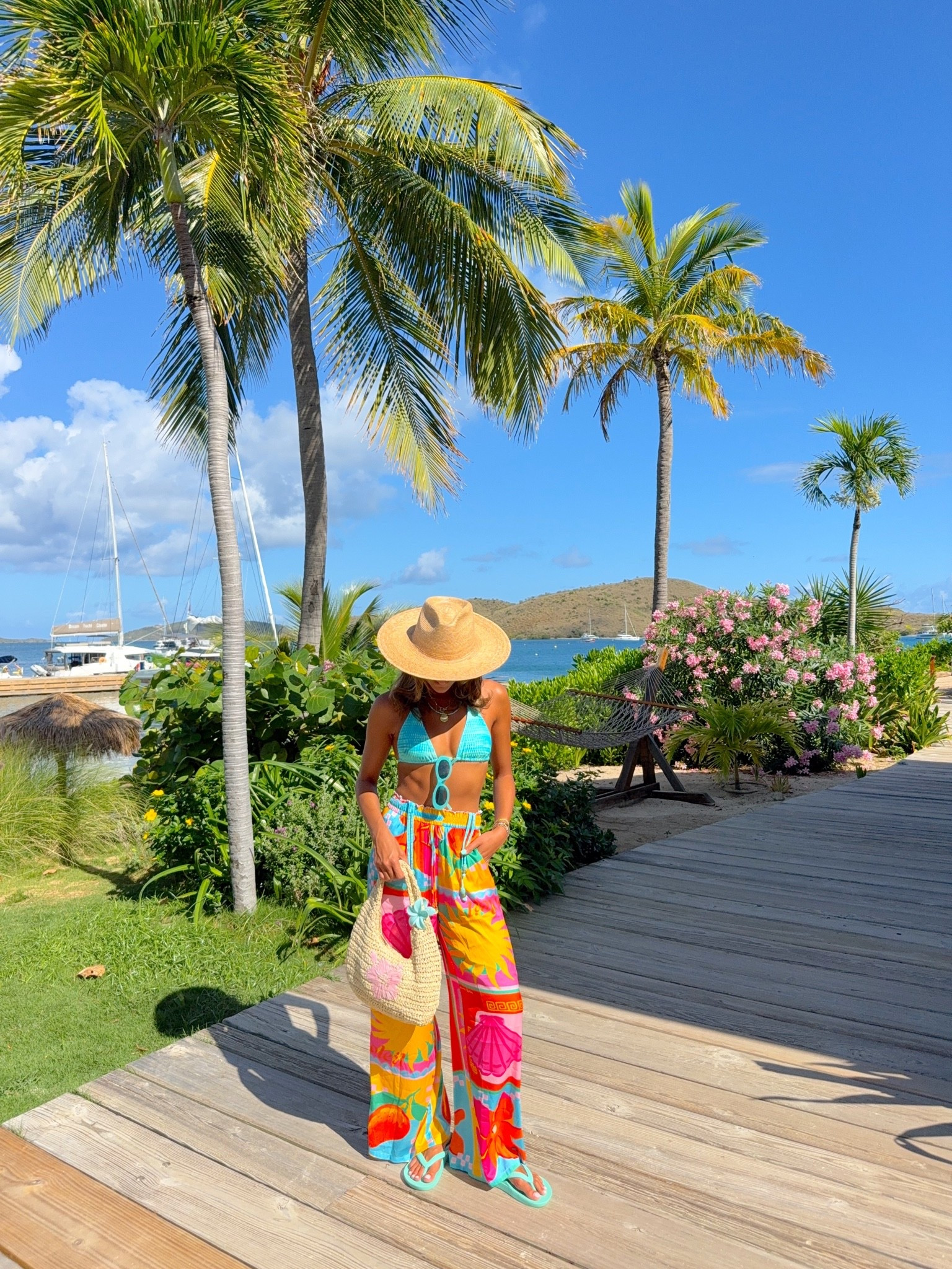 the cutest vacation outfit. Head to toe Kulani Kinis 🌴💕