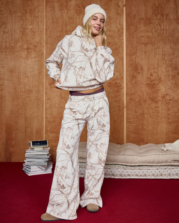 Sunday Hoodie | Abercrombie & Fitch (US)