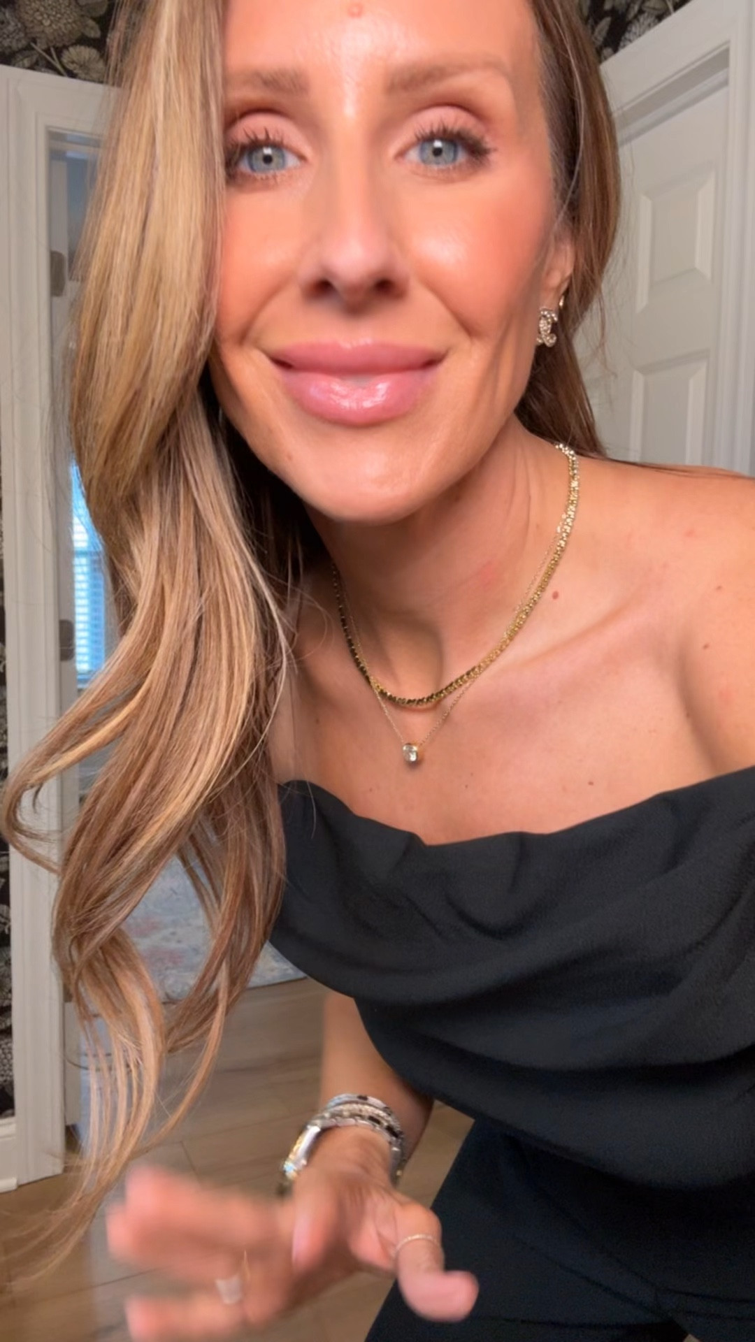 Work conference vacation outfit is STUNNINg!! Runs TTS

#LTKSaleAlert #LTKOver40 #LTKMidsize