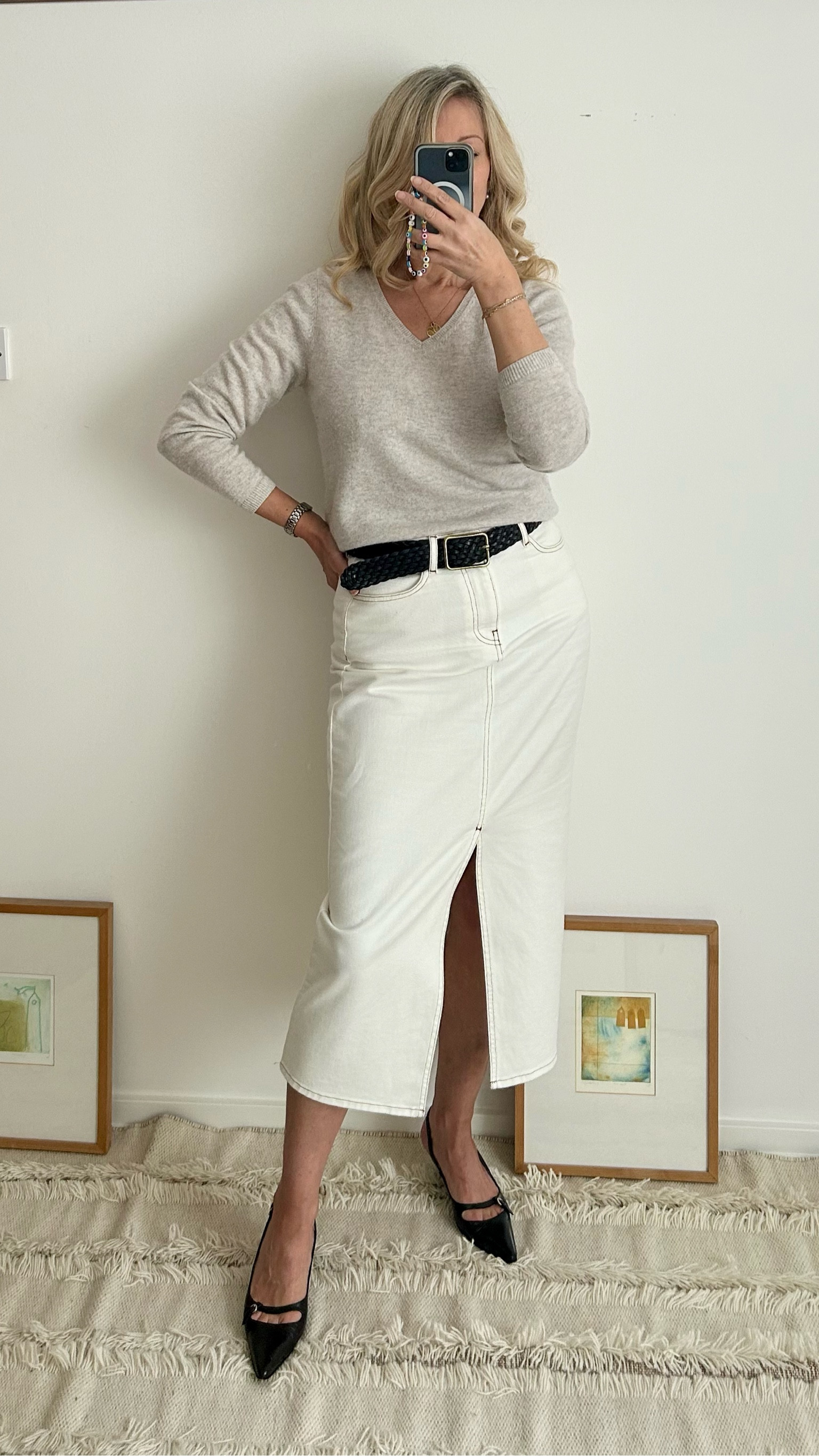  Work Wear Plus

White Ecru Denim Midi Skirt | Grey Cashmere Sweater | Black Leather Accessories 

British Summer Style

#LTKsummer #LTKeurope #LTKstyletip