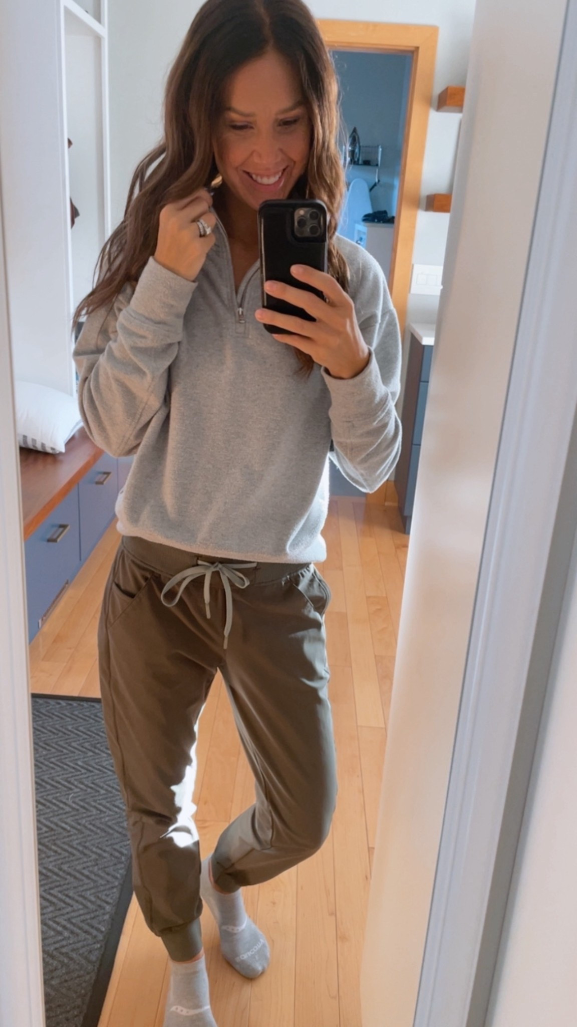 Simplicity and classic pieces that last.

They were an investment at first but I find myself always grabbing them to wear. Not only do they hold up in the washer but also hold their shape all day. 

Top :xs
Bottom xs