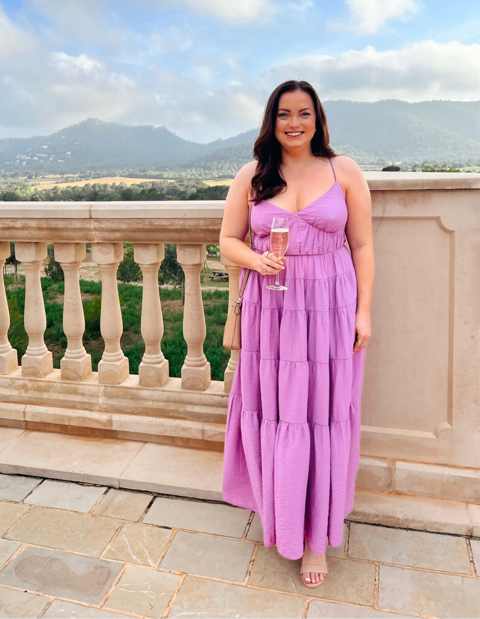 My exact dress is sold out so I linked something also from Abercrombie in the same color! 