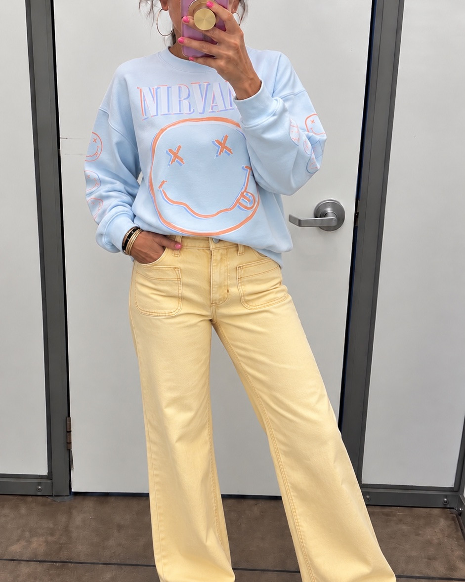 📣📣📣Had to share my last minute look!!! Helping a friend too check the fit using AI and it was fun. We got to do a sample show. Loved it and ordered!!!!   Sometimes it’s ok to use AI I believe.  We helped a client at the last minute!!!!

#LTKWorkwear #LTKTravel #LTKgrwm