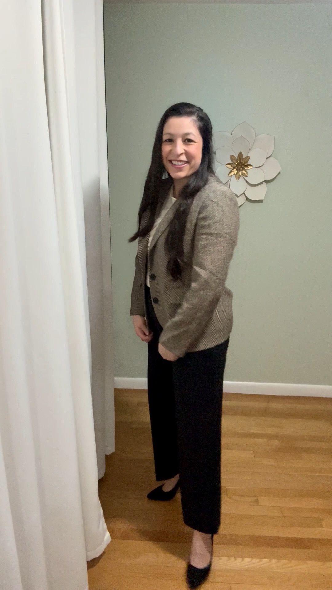 Tweed never goes out of style 

#LTKdayinmylife #LTKootd #LTKmomlife