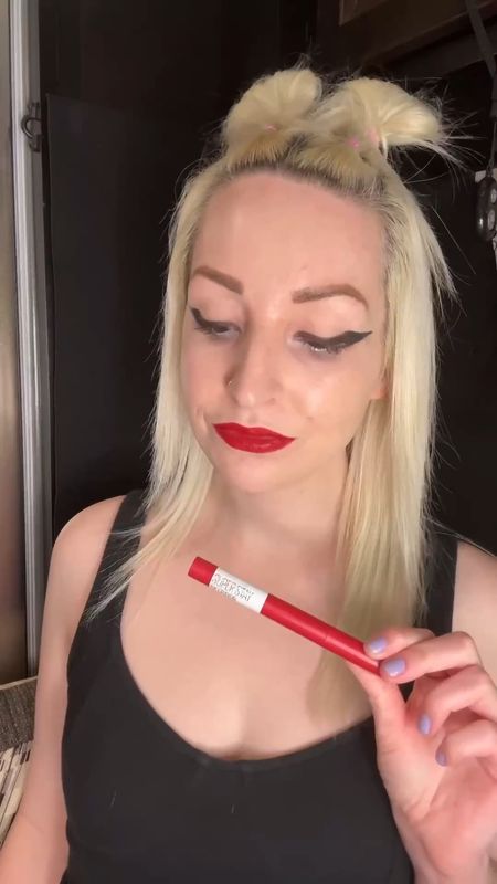 Red lipstick is made for Friday nights it’s just the rules,okay?✨❤️ This is my favorite affordable lipstick ever, I’ve been using these for years - it’s the @maybelline Superstay Ink Crayon 🖍️ Wearing shade “Know No Limits” and it’s under $10!🙌🏻 #affordablemakeup #redlipstick #redlips💋 #maybeitsmaybelline 

