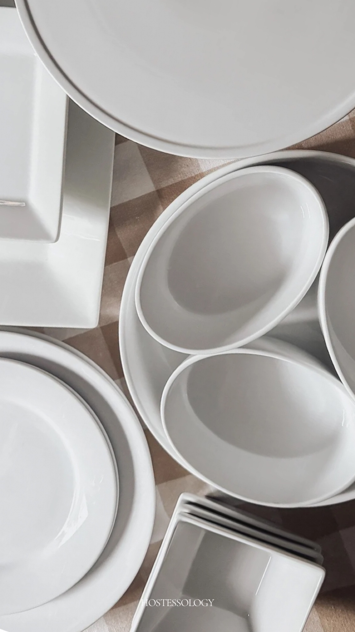 With the holiday season only a few weeks away, now is the time to look at your serveware & order new if you need it ✨ I love my @crateandbarrel serveware. The quality & design are amazing - and the neutral aesthetic works for any holiday and occasion 🤎

#LTKFindsUnder50 #LTKHoliday #LTKHome