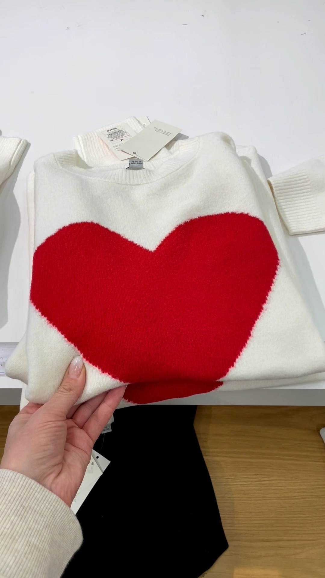 The sweetest Valentine’s Day sweaters. Not cropped and super soft (both styles linked under the big heart sweater)

#LTKootd #LTKSeasonal #LTKFindsUnder50