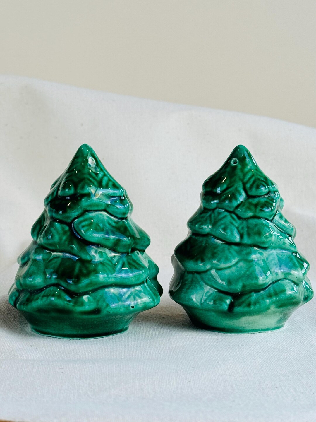 Vintage Ceramic Evergreen Tree Salt and Pepper Shakers, Christmas Pine - Etsy | Etsy (US)