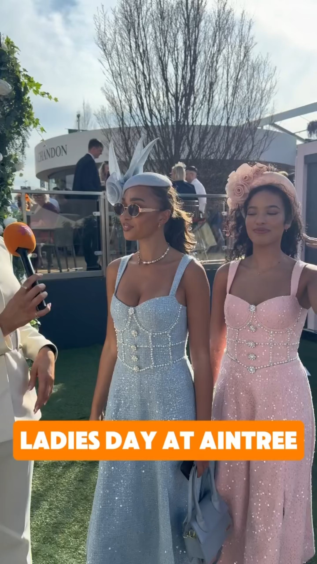 The girls were out in force yesterday at Aintree & they all looked amazing 

#RacedayTV