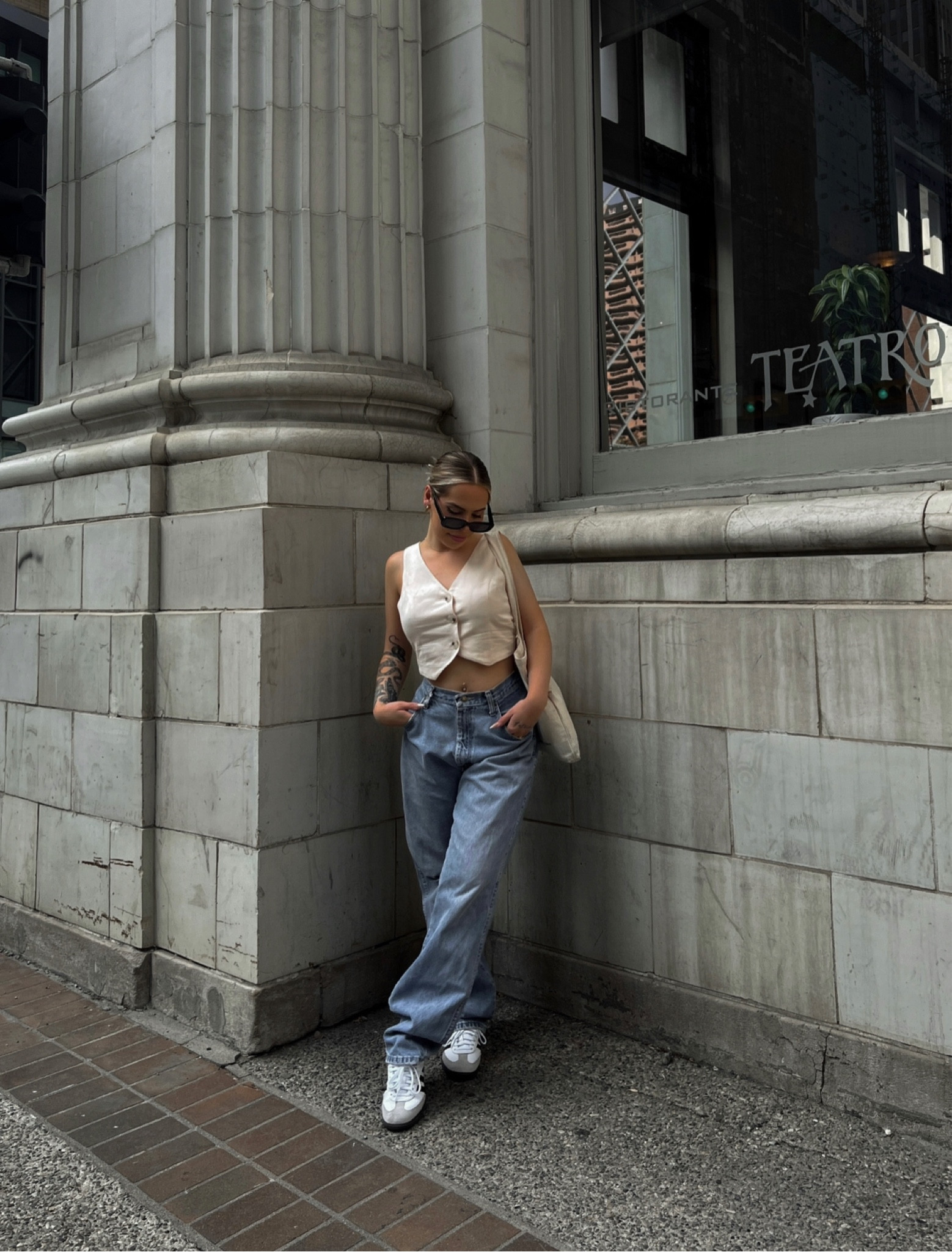 vest + baggy jeans = 🤩🤩🤩

one of my fav ways to transition into the fall season is styling vests 😎! whether you’re into an oversized knit, or a something tight and tailored - vests are a comfortable and easy way to look chic for fall🍁🍂🧶🫶🏻

#LTKstyletip #LTKSeasonal #LTKworkwear