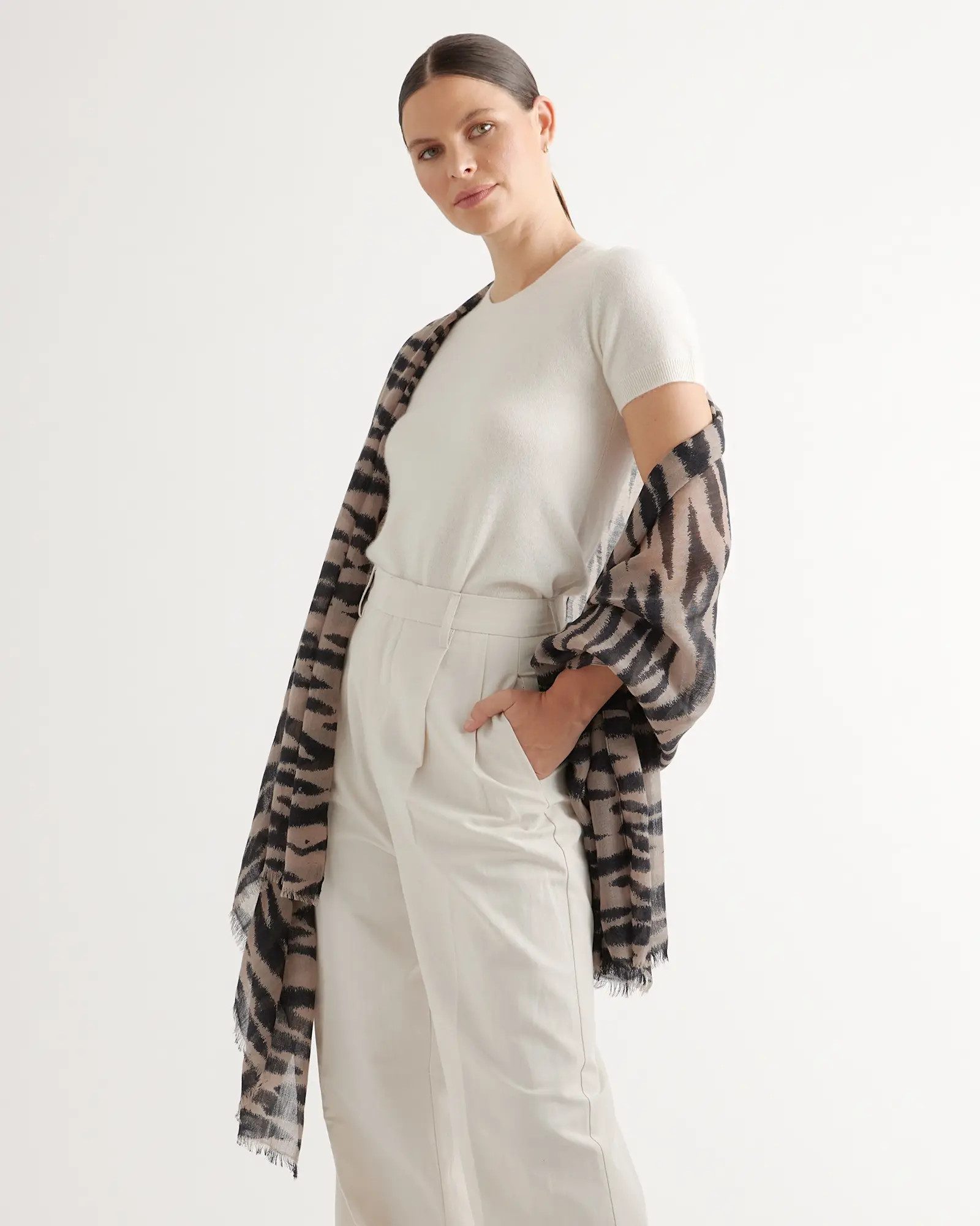 Featherweight Wool Cashmere Frayed Edge Scarf | Quince