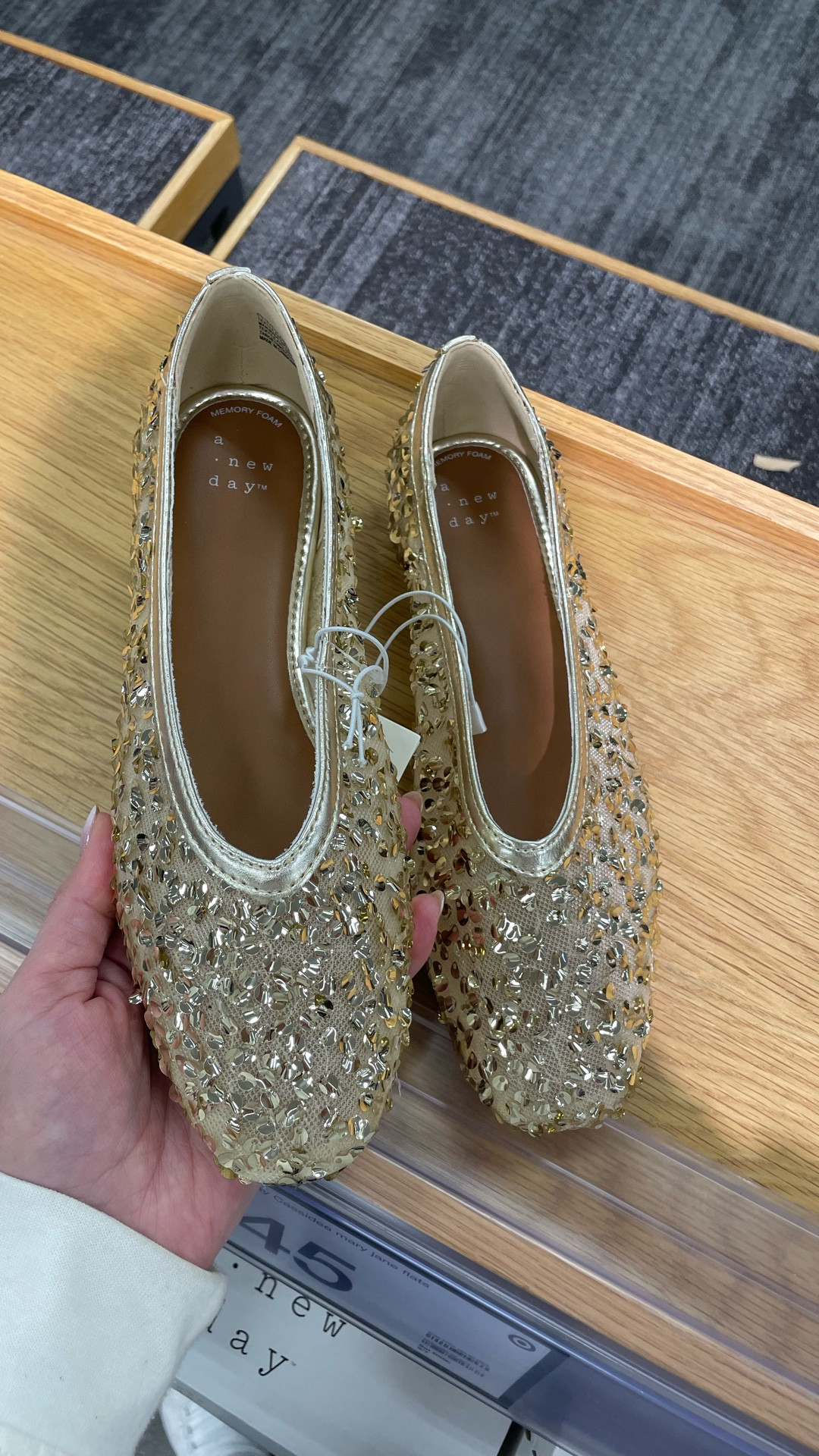 Let’s shop new shoes 

#LTKSeasonal #LTKFindsUnder50 #LTKTravel