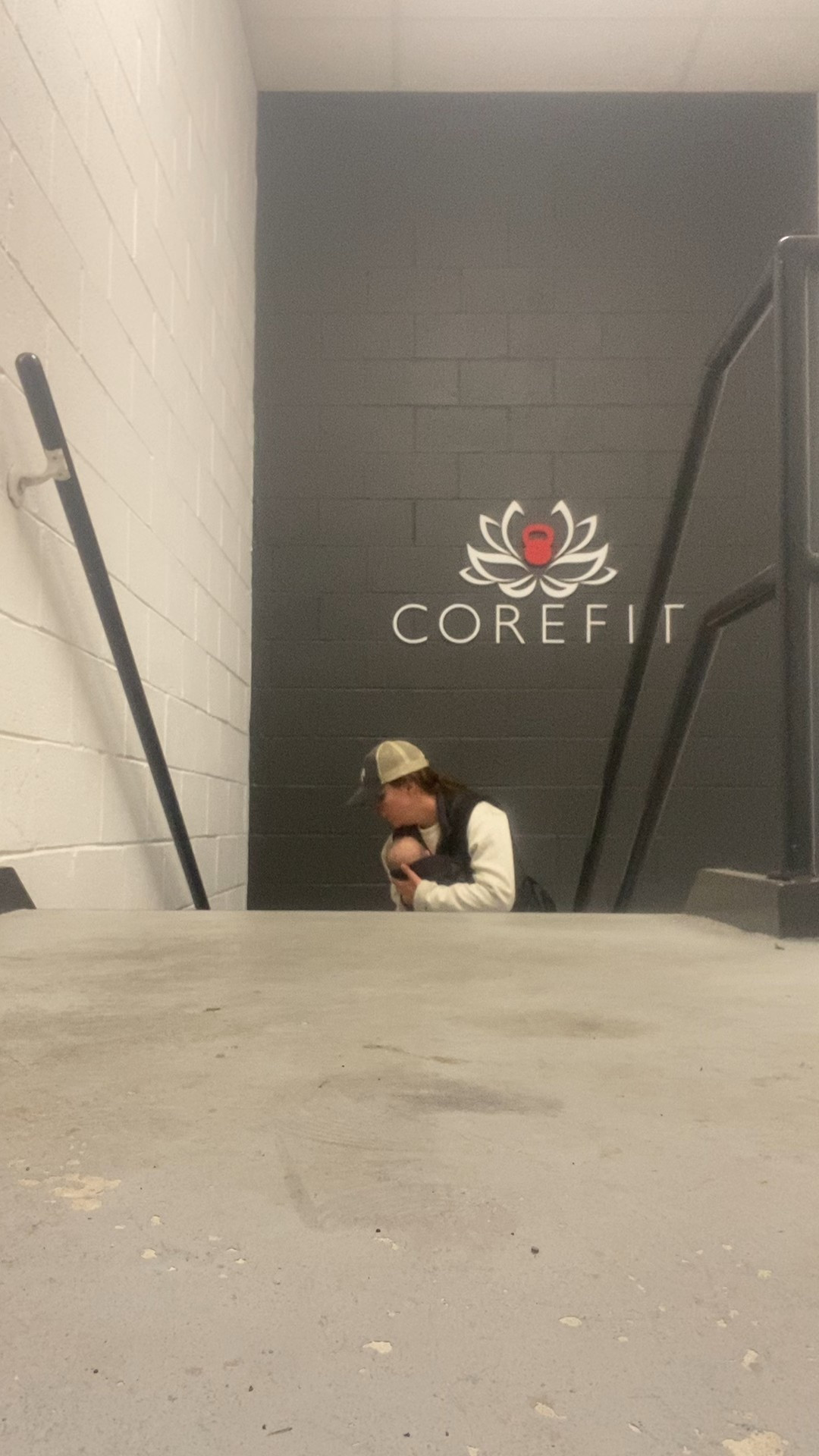 This is your sign to get this bag!! I have the size large!