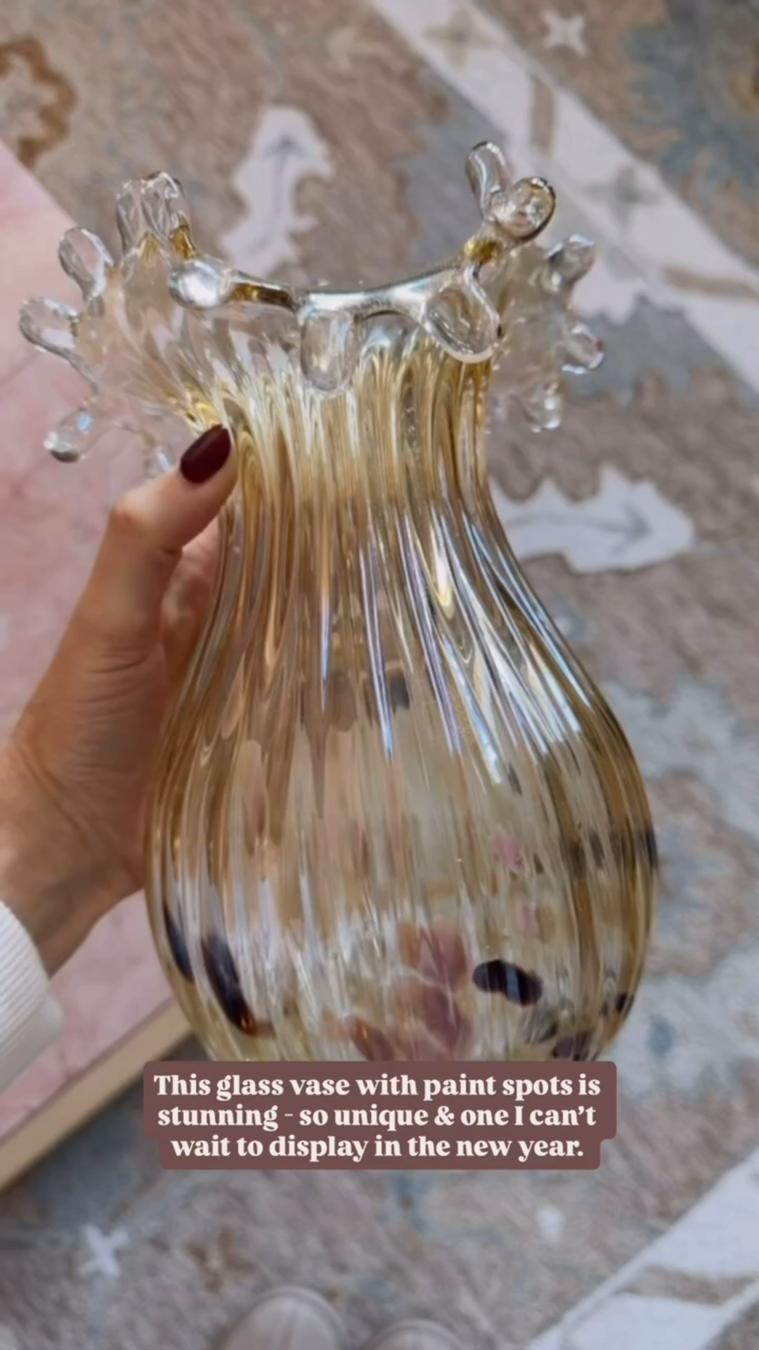 This vase is gorgeous 😍 I can’t believe it’s an Amazon find!

Loverly Grey, Amazon find, home decor, glass vase, ribbed vase, scalloped vase 

#LTKHome #LTKFindsUnder50