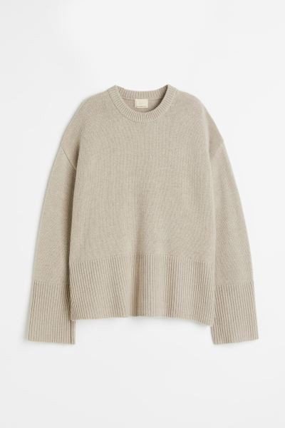 Cashmere-blend jumper | H&M (UK, MY, IN, SG, PH, TW, HK)