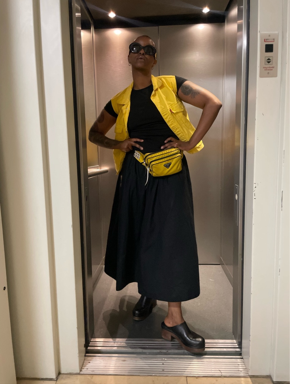 Elevator pic

#LTKFind #LTKeurope #LTKstyletip