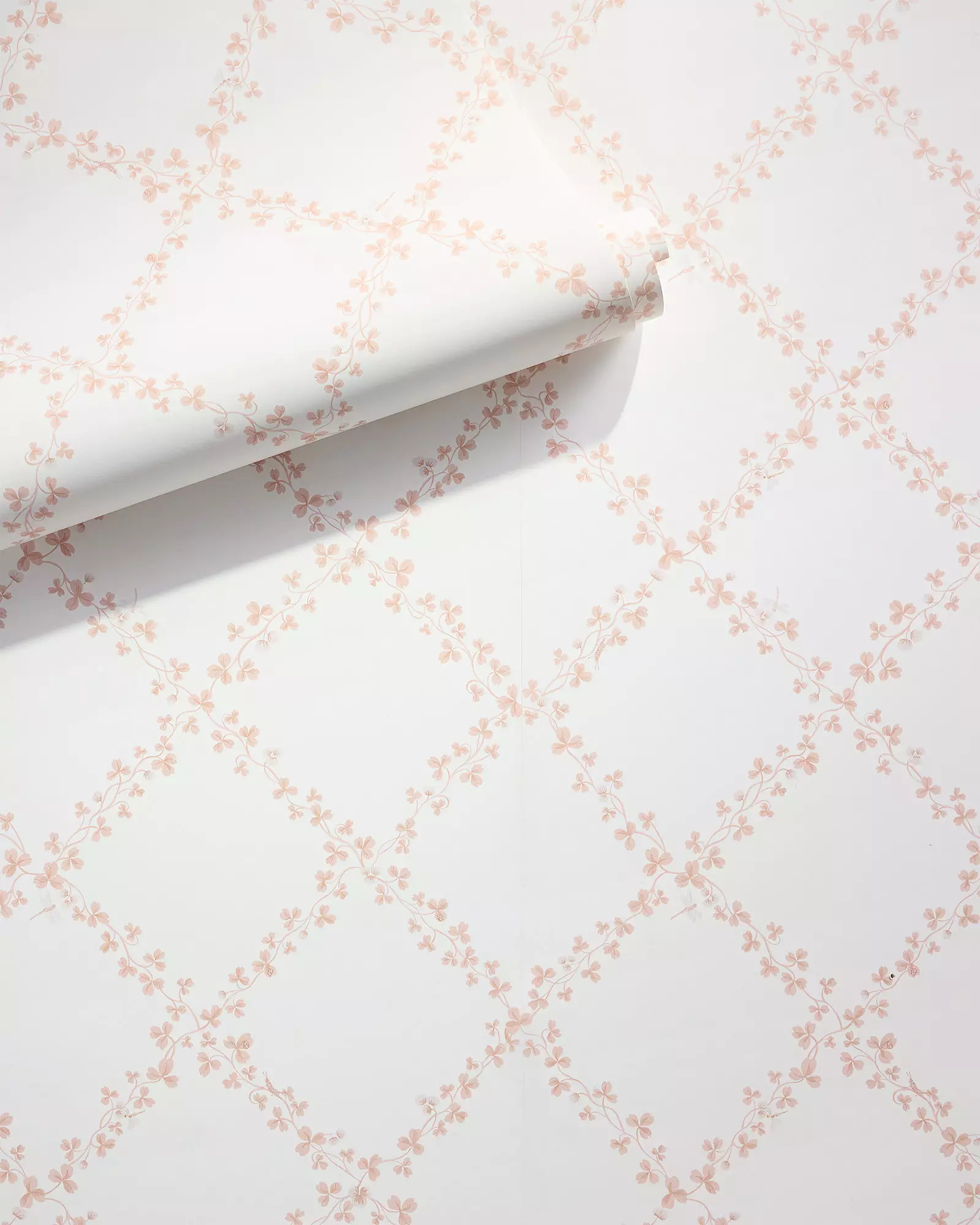 Clover Wallpaper Swatch | Serena and Lily