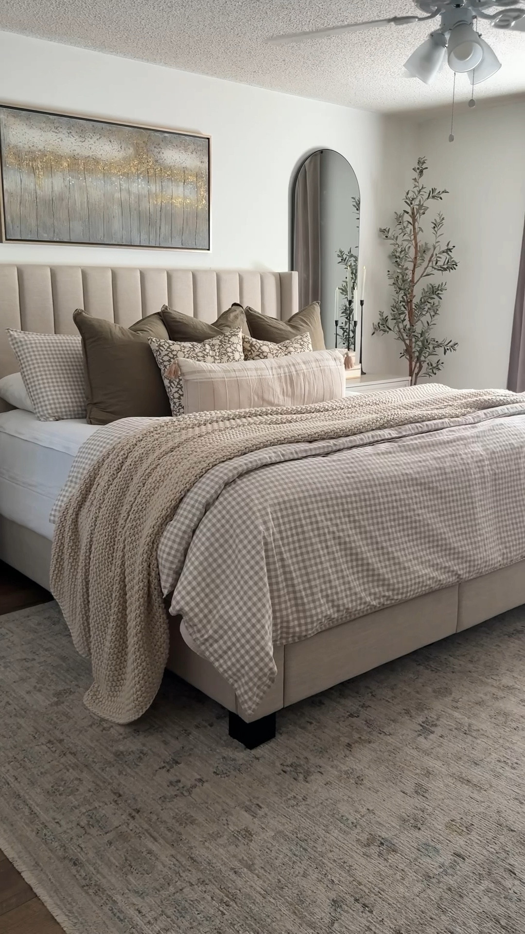 Layered bedding 

My gingham duvet set has finally been restocked!!! It comes in 6 colors and 2 sizes. Mine is the king size in the color: Light taupe… and it’s on sale today


#LTKHome #LTKStyleTip #LTKSaleAlert