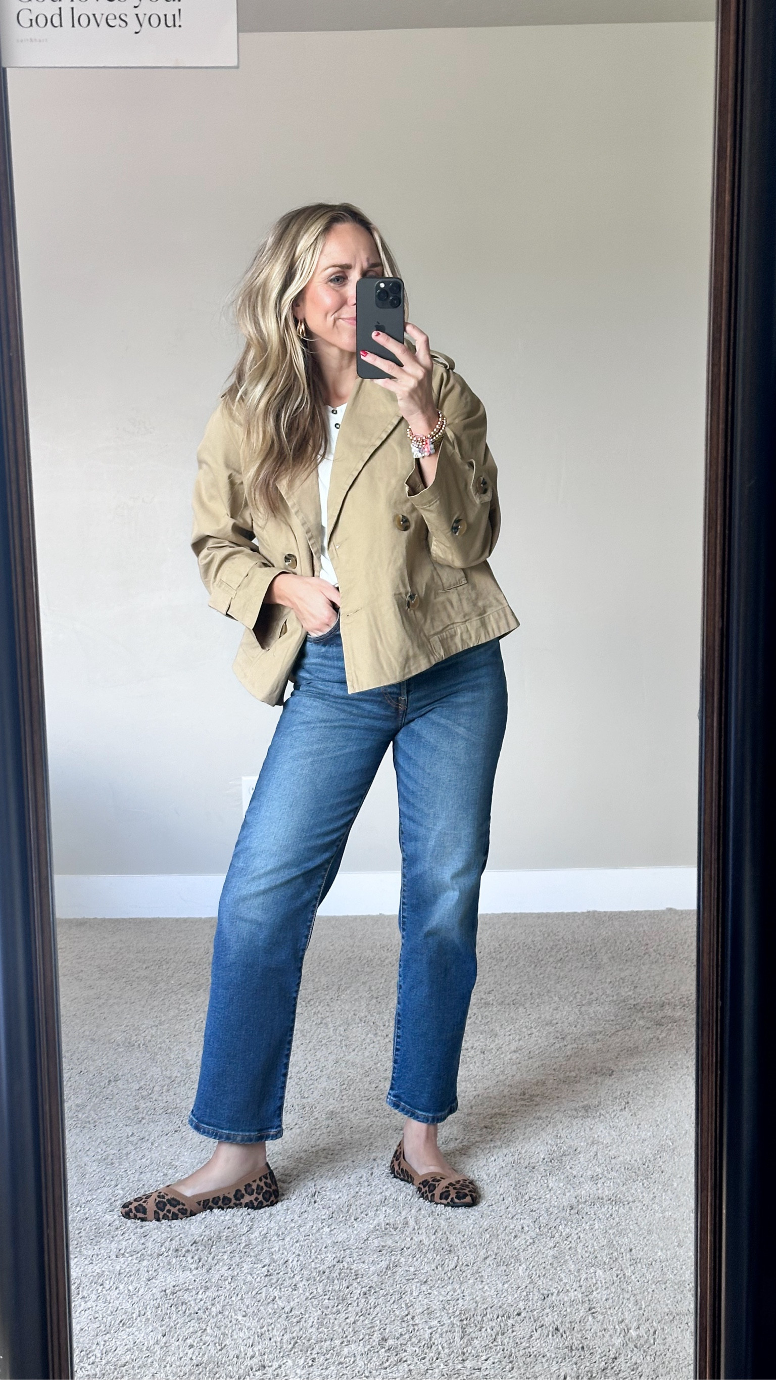 Walmart cropped trench coat for the win! Such an easy and versatile outfit idea for fall!

Everything is true to size.

#LTKStyleTip #LTKFindsUnder100 #LTKSeasonal