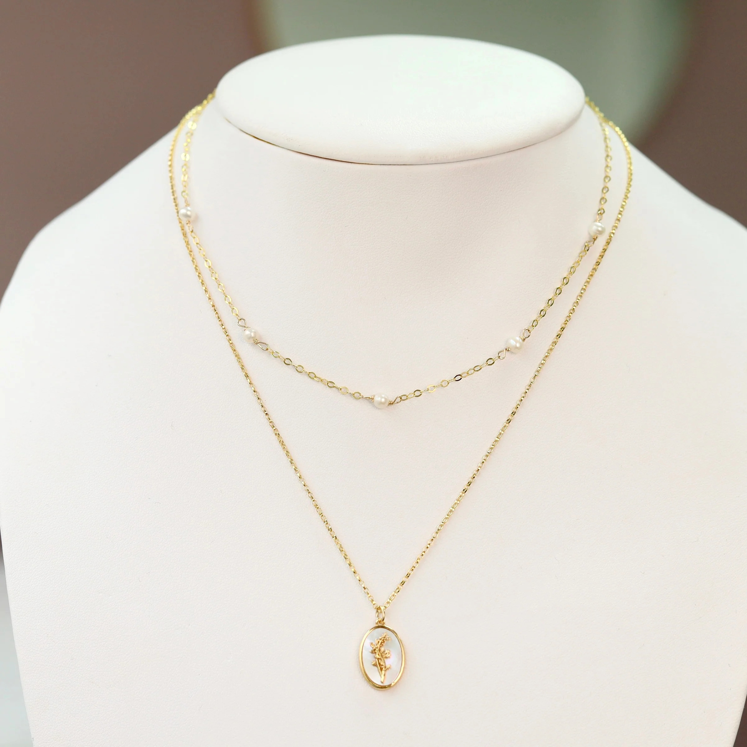 Kollyns Necklace by Cheyenne Cavazos | Taudrey