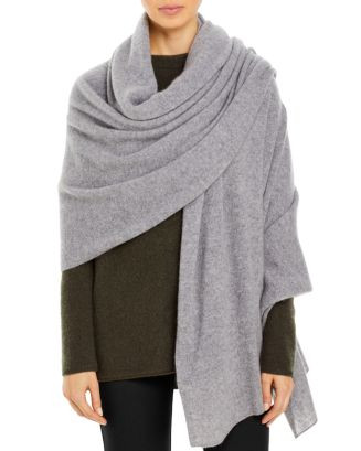 100% Cashmere Travel Wrap - Exclusive | Bloomingdale's (US)