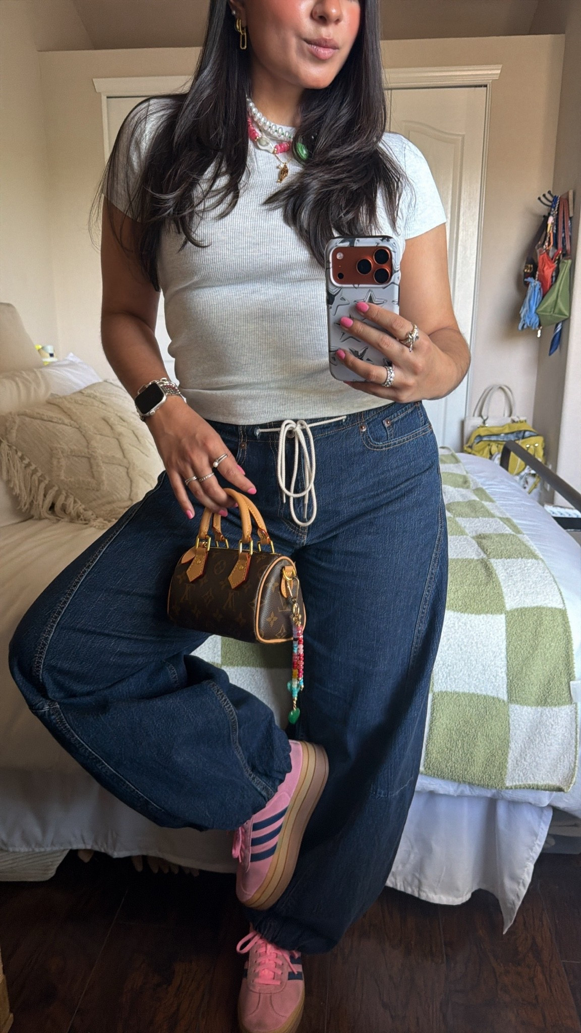 balloon jeans ootd!!

#LTKootd #LTKPetite #LTKSeasonal