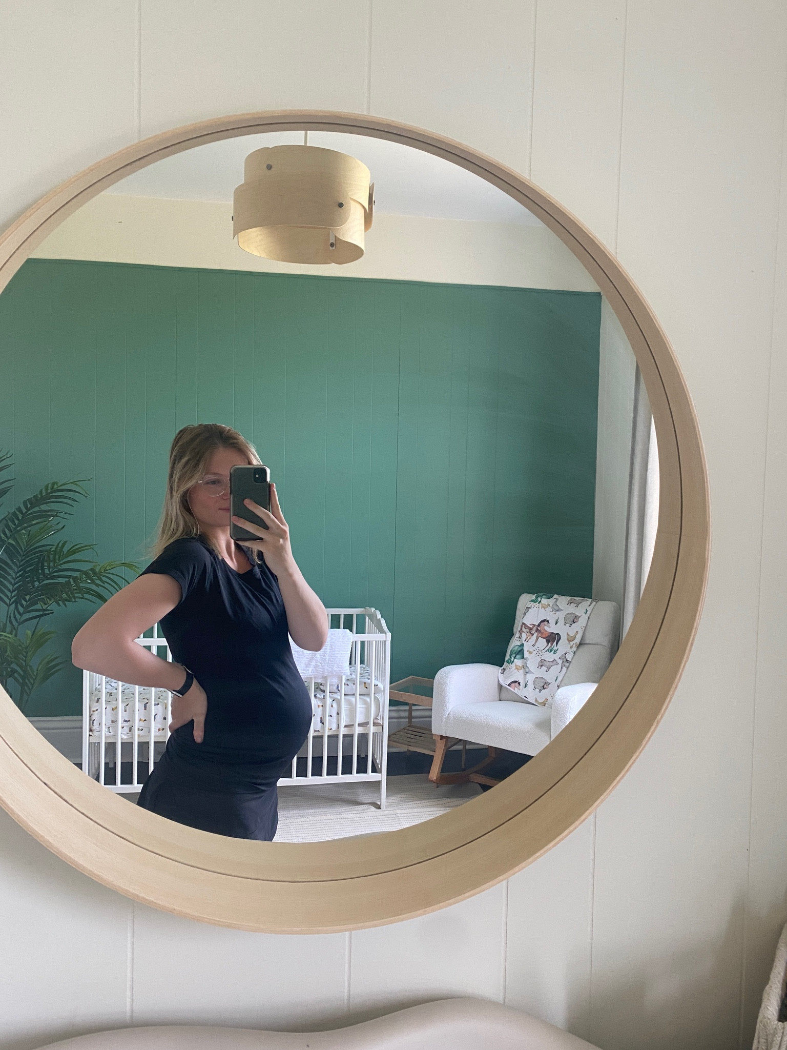 lululemon tee shirt dupe that’s bump friendly 🧚🏻‍♀️🤰🏼👚👑

#LTKbump #LTKfit #LTKFind